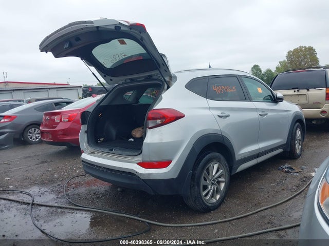 Hyundai TUCSON SE 2017 KM8J3CA40HU418430 Image 4