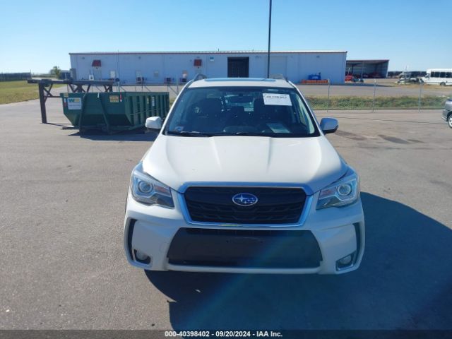 JF2SJGWC2JH588987 Subaru Forester 2.0xt Touring