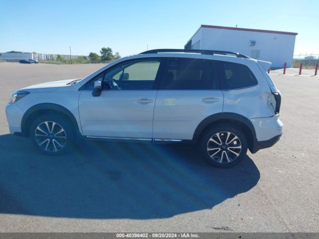 JF2SJGWC2JH588987 Subaru Forester 2.0xt Touring