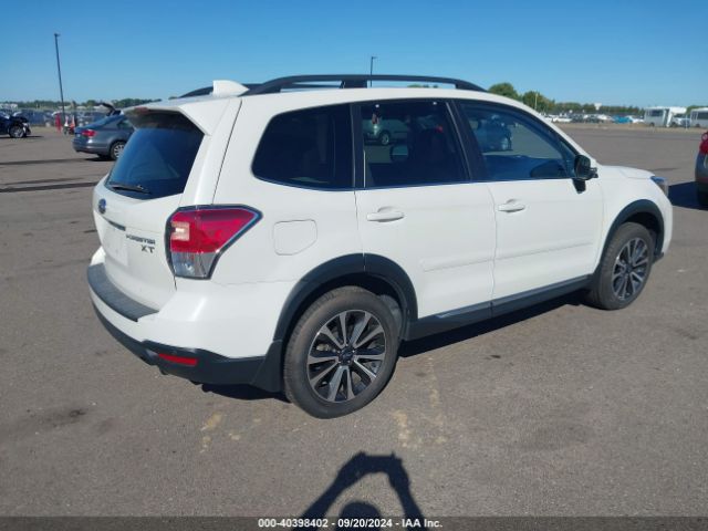 JF2SJGWC2JH588987 Subaru Forester 2.0xt Touring