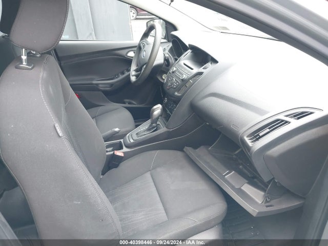 Ford FOCUS SE 2015 1FADP3K24FL381281 Image 5