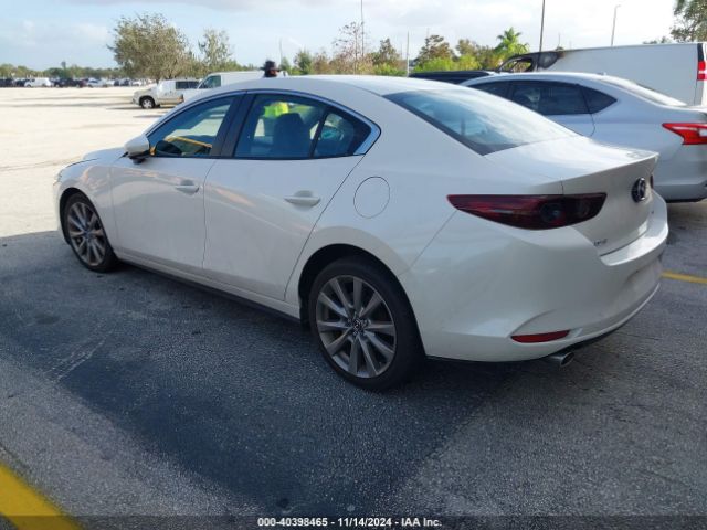 2021 MAZDA MAZDA3 JM1BPABL0M1325104 Photo 2