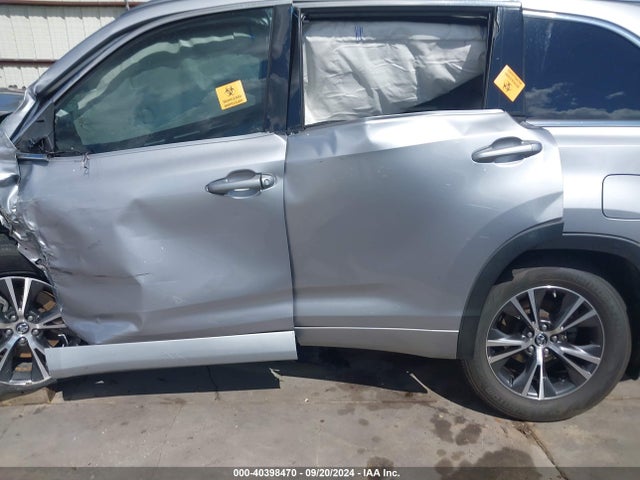 Toyota Highlander Xle V6 2016 5TDKKRFH3GS506630 Image 13
