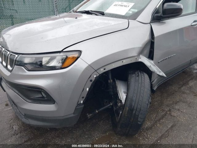 3C4NJDBB8NT217296 Jeep Compass Latitude 4x4