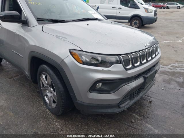 3C4NJDBB8NT217296 Jeep Compass Latitude 4x4
