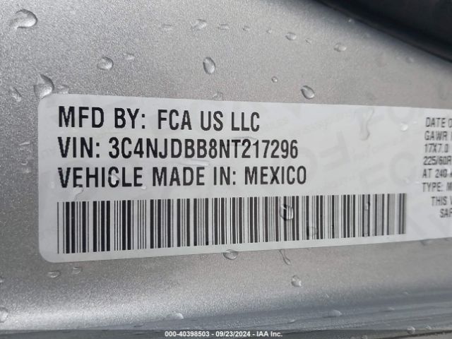 3C4NJDBB8NT217296 Jeep Compass Latitude 4x4