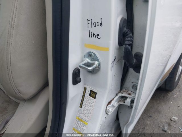 2007 MITSUBISHI OUTLANDER JA4MT41XX7Z022292 Photo 5