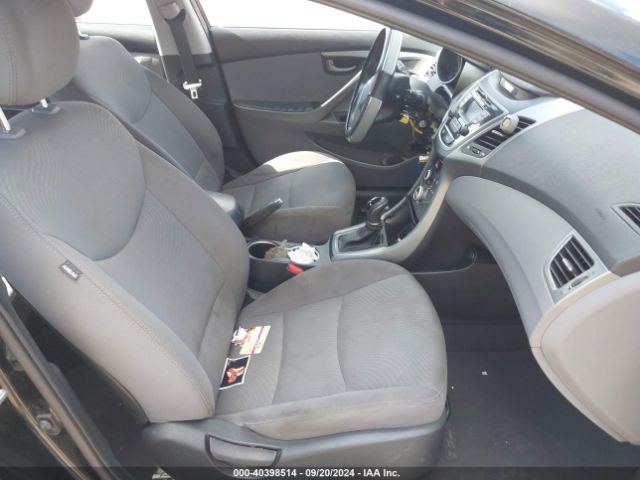 5NPDH4AE3GH750016 Hyundai ELANTRA SE
