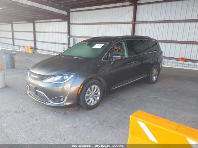 2C4RC1BG1JR154092 Chrysler Pacifica Touring L