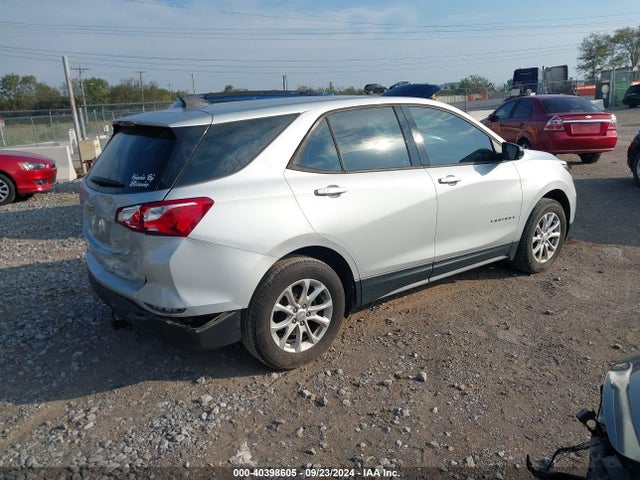 Chevrolet EQUINOX LS 2019 2GNAXHEV1K6117686 Image 4
