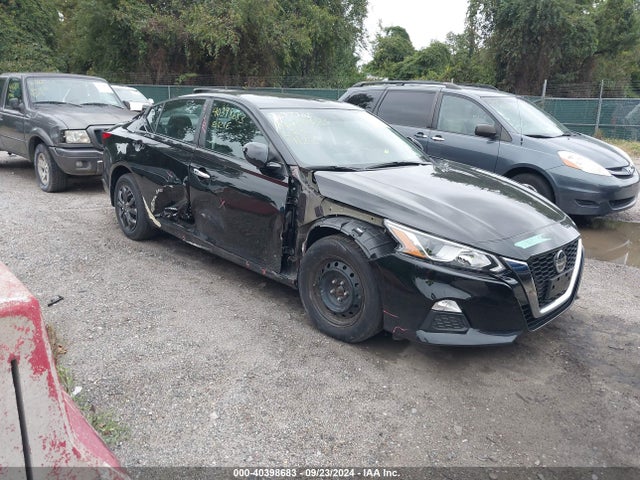 2019 1N4BL4BW7KC166578 main image