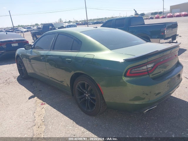 2C3CDXBG1JH306744 Dodge Charger Sxt Rwd