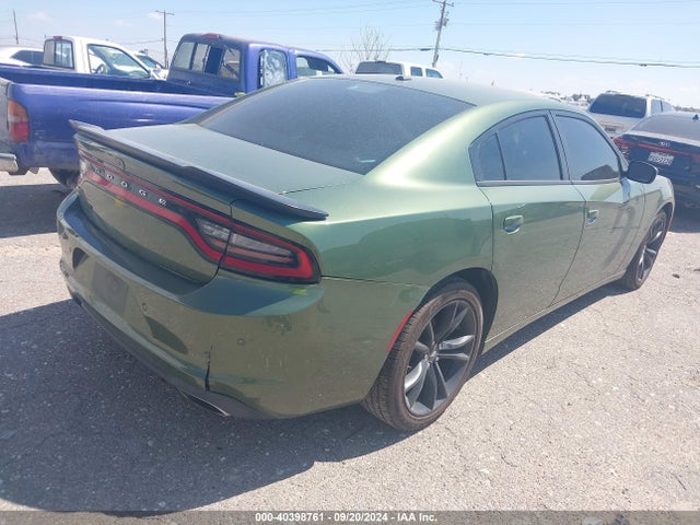 2C3CDXBG1JH306744 Dodge Charger Sxt Rwd