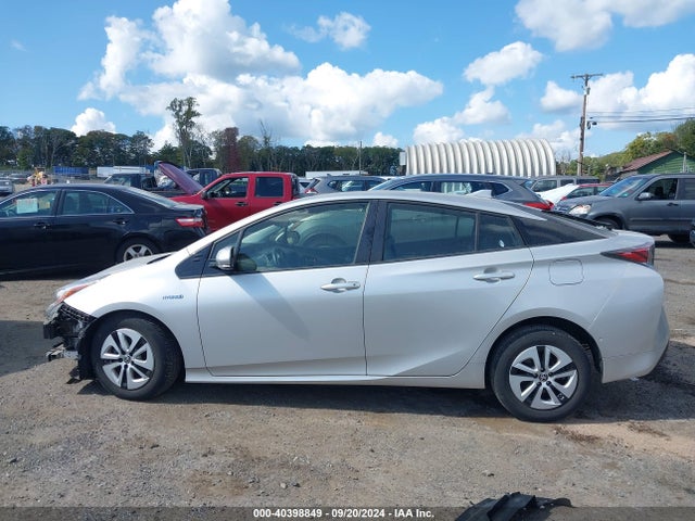 Toyota Prius Three 2017 JTDKARFU1H3544571 Image 14