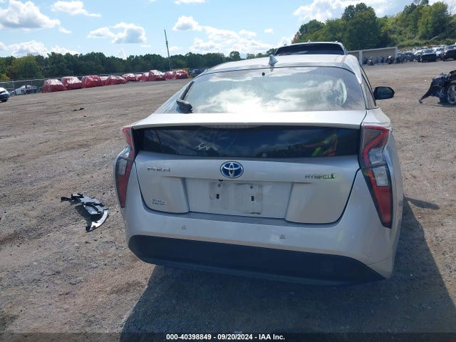 Toyota Prius Three 2017 JTDKARFU1H3544571 Image 16