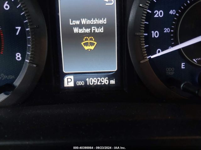 5TDYZ3DCXKS993053 Toyota Sienna Xle 8 Passenger