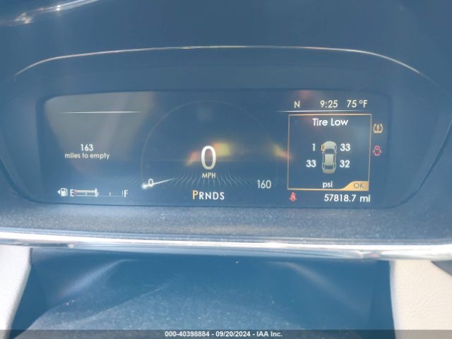1LN6L9TP8H5605540 Lincoln Continental Select