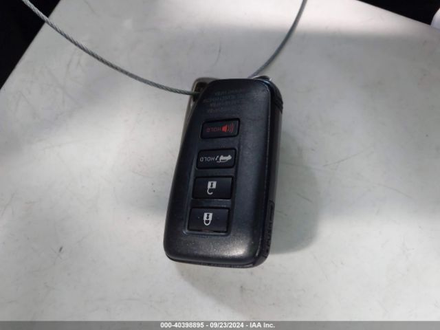 JTJYARBZ1H2081913 Lexus NX 200T