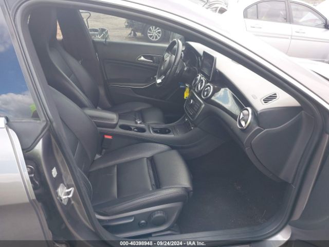 WDDSJ4GB8GN381717 Mercedes-Benz CLA 250 4MATIC