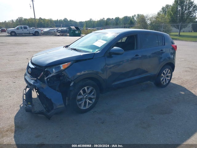 KIA Sportage Lx 2015 KNDPB3AC3F7707970 Image 2