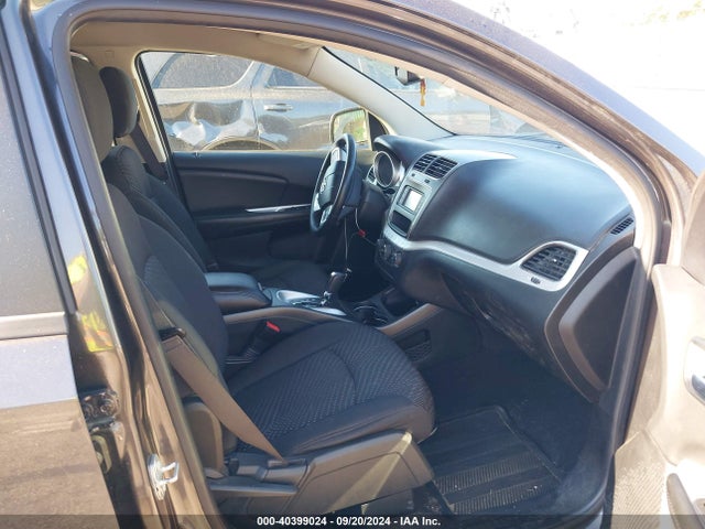40399024 :رقم المزاد ، 3C4PDCBG2HT582048 vin ، 2017 Dodge Journey Sxt مزاد بيع