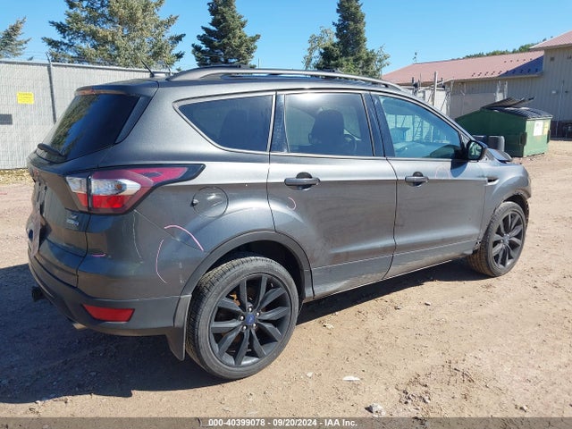 Ford ESCAPE SE 2017 1FMCU9G90HUE79479 Image 4