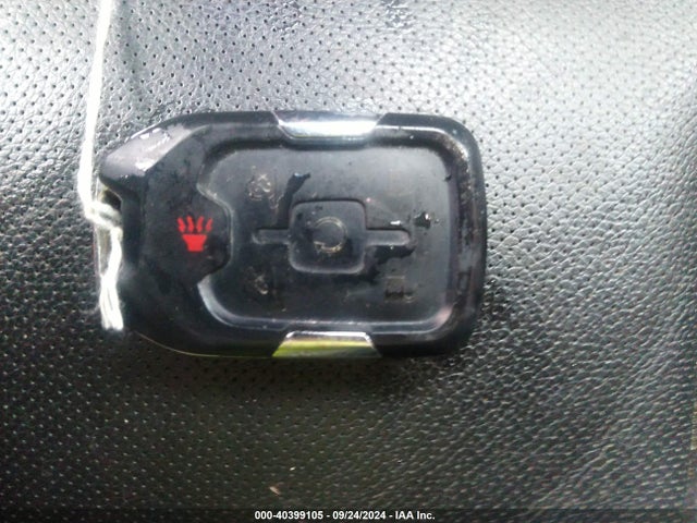 Chevrolet Suburban Premier 2017 1GNSCJKCXHR312158 Image 11
