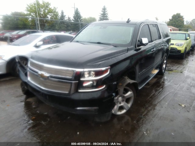 Chevrolet Suburban Premier 2017 1GNSCJKCXHR312158 Image 2