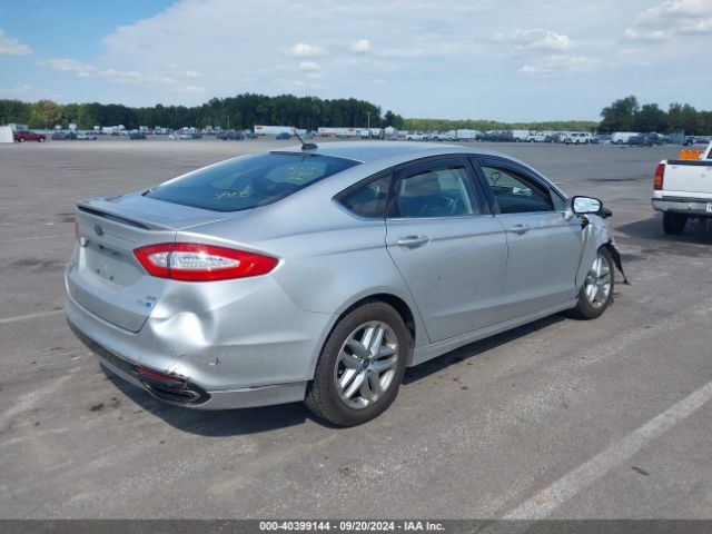 3FA6P0T99GR111971 Ford FUSION SE