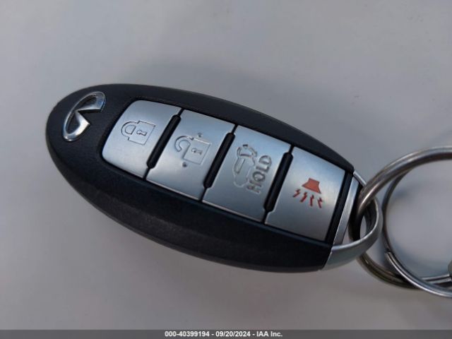 3PCAJ5M33KF137831 Infiniti Qx50 Luxe
