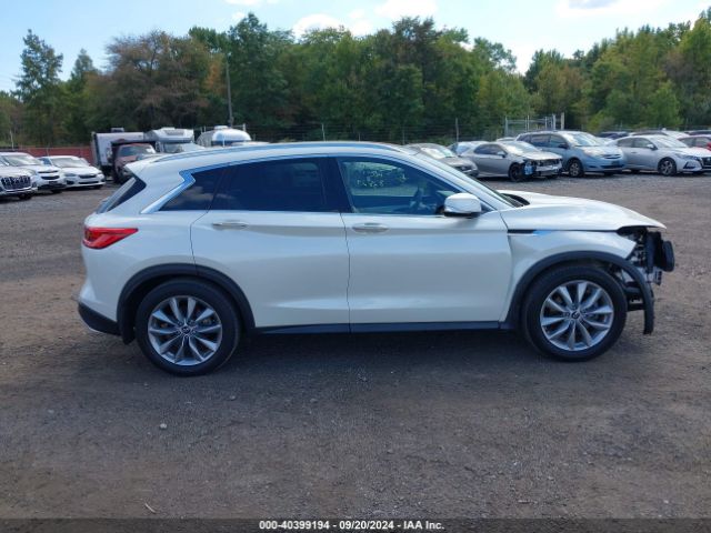 3PCAJ5M33KF137831 Infiniti Qx50 Luxe