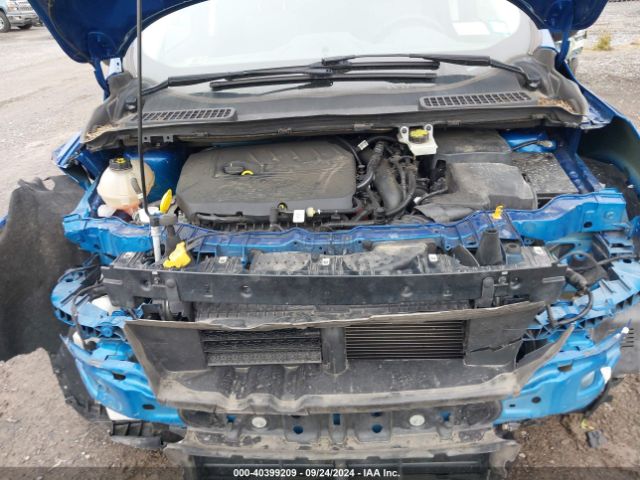 1FMCU0GD5HUC45533 Ford ESCAPE SE