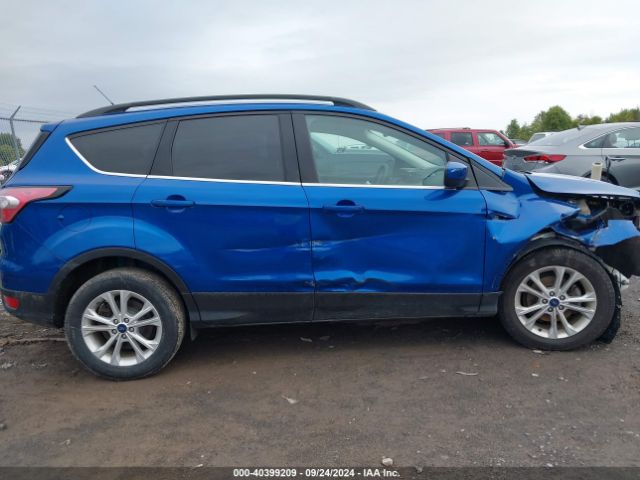 1FMCU0GD5HUC45533 Ford ESCAPE SE