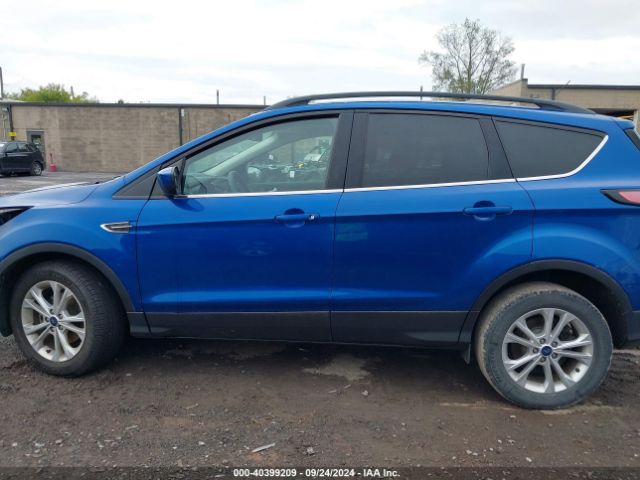 1FMCU0GD5HUC45533 Ford ESCAPE SE