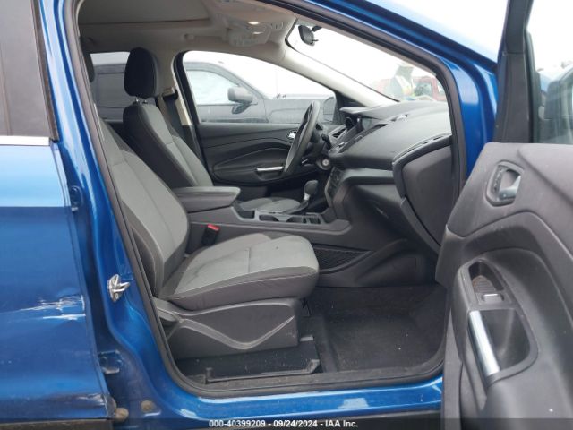 1FMCU0GD5HUC45533 Ford ESCAPE SE
