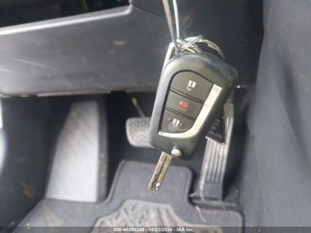 2T3F1RFV0MC226668 Toyota RAV4 LE