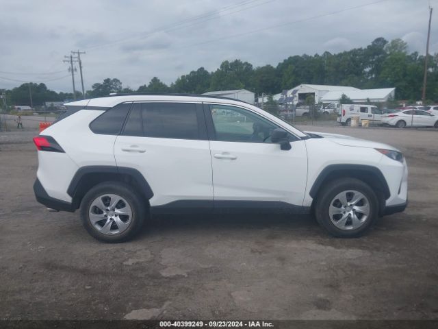 2T3F1RFV0MC226668 Toyota RAV4 LE