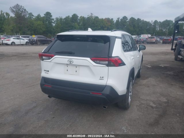 2T3F1RFV0MC226668 Toyota RAV4 LE