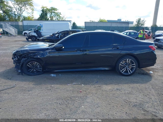 BMW 750 I Xdrive 2022 WBA7U2C01NCK63904 Image 13