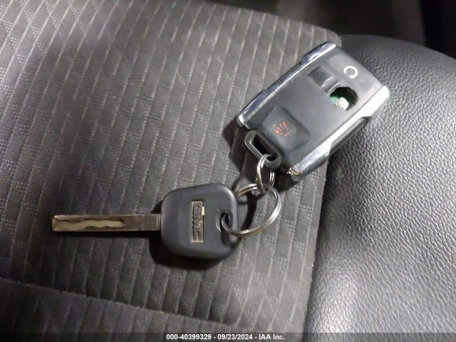3GTU2MEC4GG304752 GMC Sierra 1500 Sle