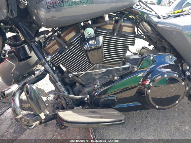 2022 HARLEY-DAVIDSON FLTRXST 1HD1ACL1XNB664114 Photo 8