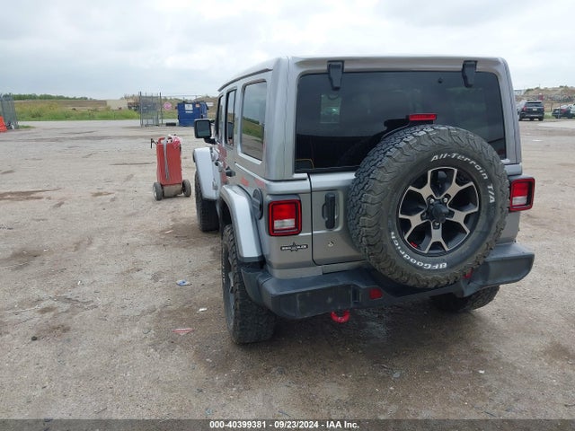 1C4HJXFG4JW119052 Jeep Wrangler Unlimited Rubicon 4x4