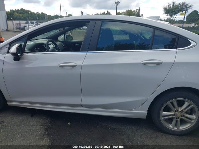 Chevrolet Cruze Lt Auto 2018 1G1BE5SM8J7248442 Image 14