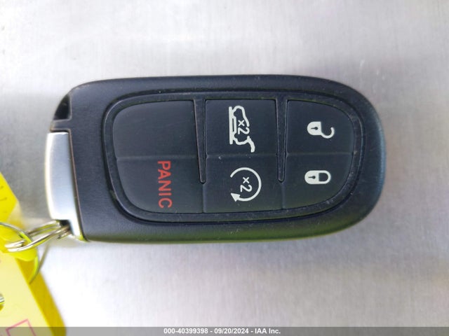 1C4PJMJX5KD134660 Jeep Cherokee Overland 4x4