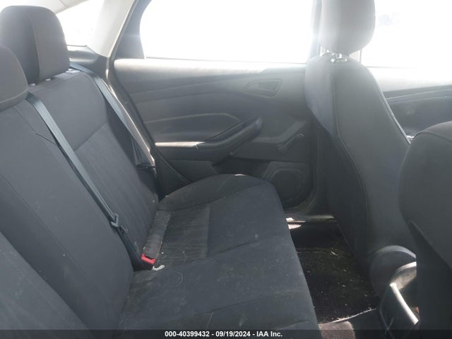 Ford FOCUS S 2017 1FADP3E21HL281430 Image 8