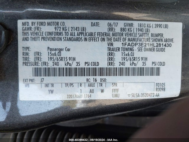 Ford FOCUS S 2017 1FADP3E21HL281430 Image 9