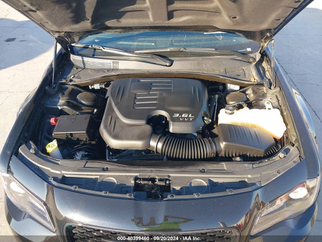 2C3CCABG9PH569587 Chrysler 300 300s