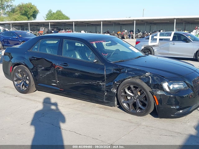 2C3CCABG9PH569587 Chrysler 300 300s