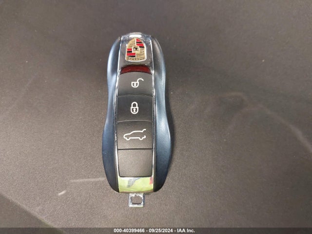 2016 PORSCHE MACAN WP1AB2A51GLB44846 Photo 10