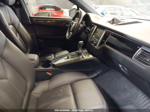 2016 PORSCHE MACAN WP1AB2A51GLB44846 Photo 4